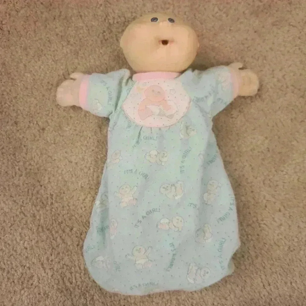 Vintage Cabbage Patch Doll Bald Blue Eyes Dressed In Sleep Sack It's A Girl #BB